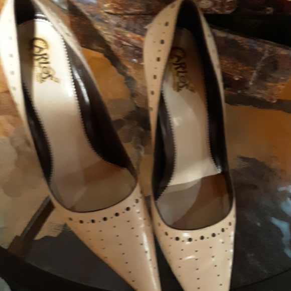 Shoes - Picture 2 of 8